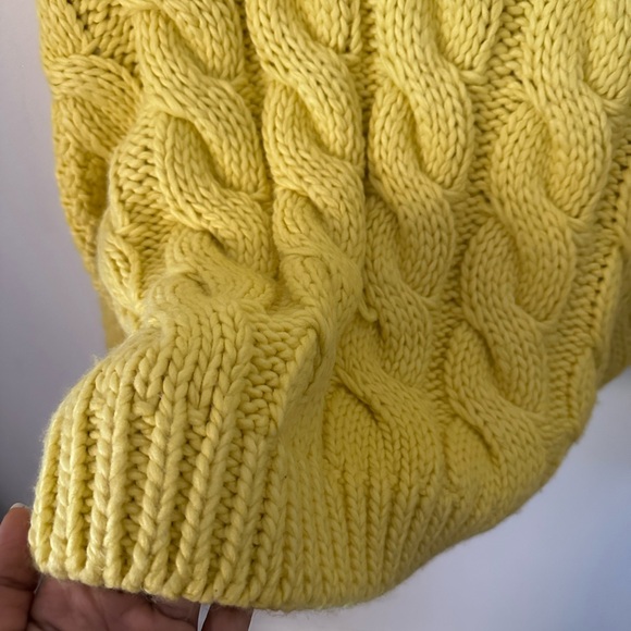 Zara Yellow Cable-knit Sweater - Picture 3 of 4